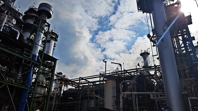 Oil continues to perform negatively