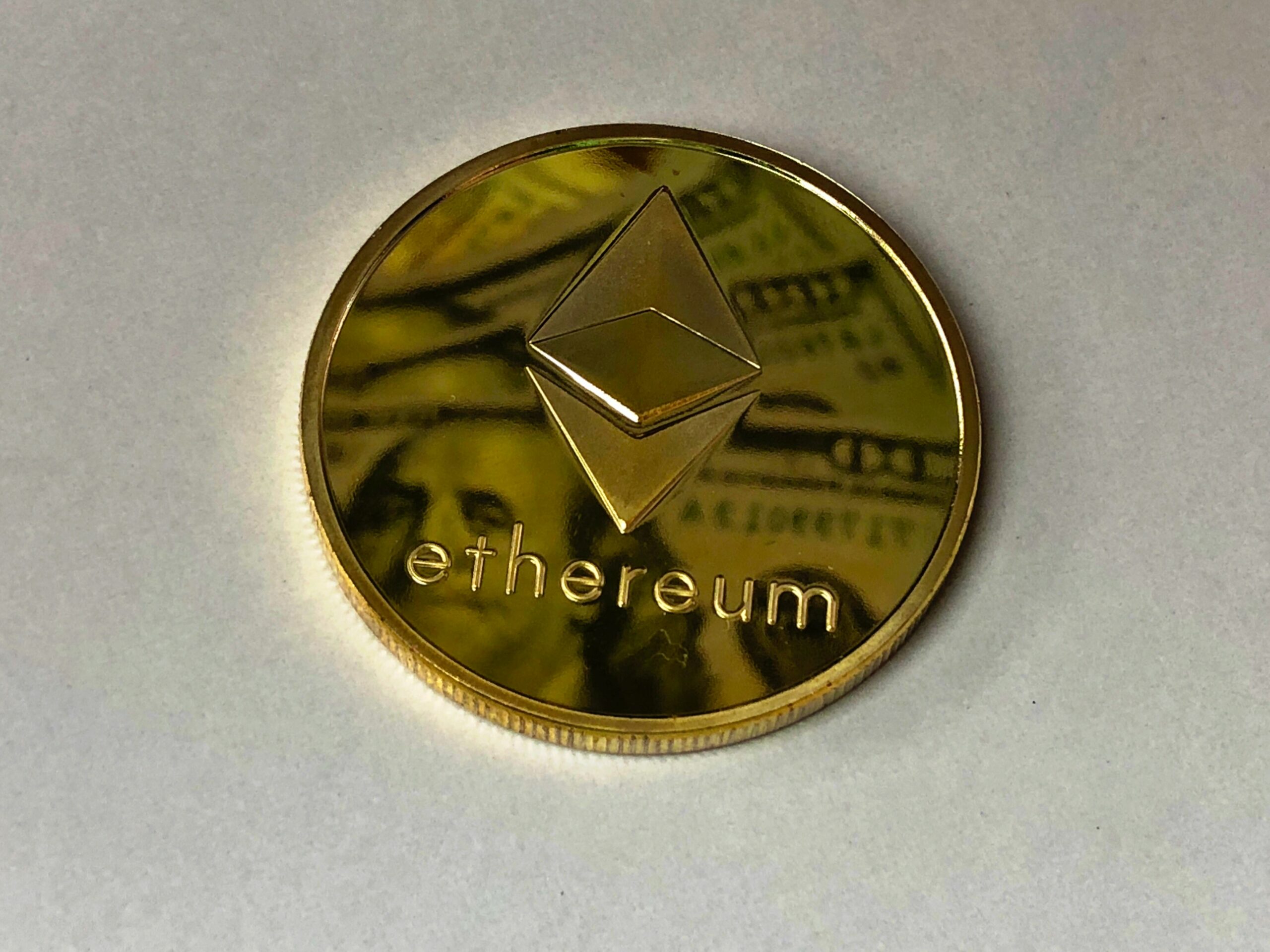 ايثيريوم: ماذا تعرف عن هذه العملة الرقمية؟