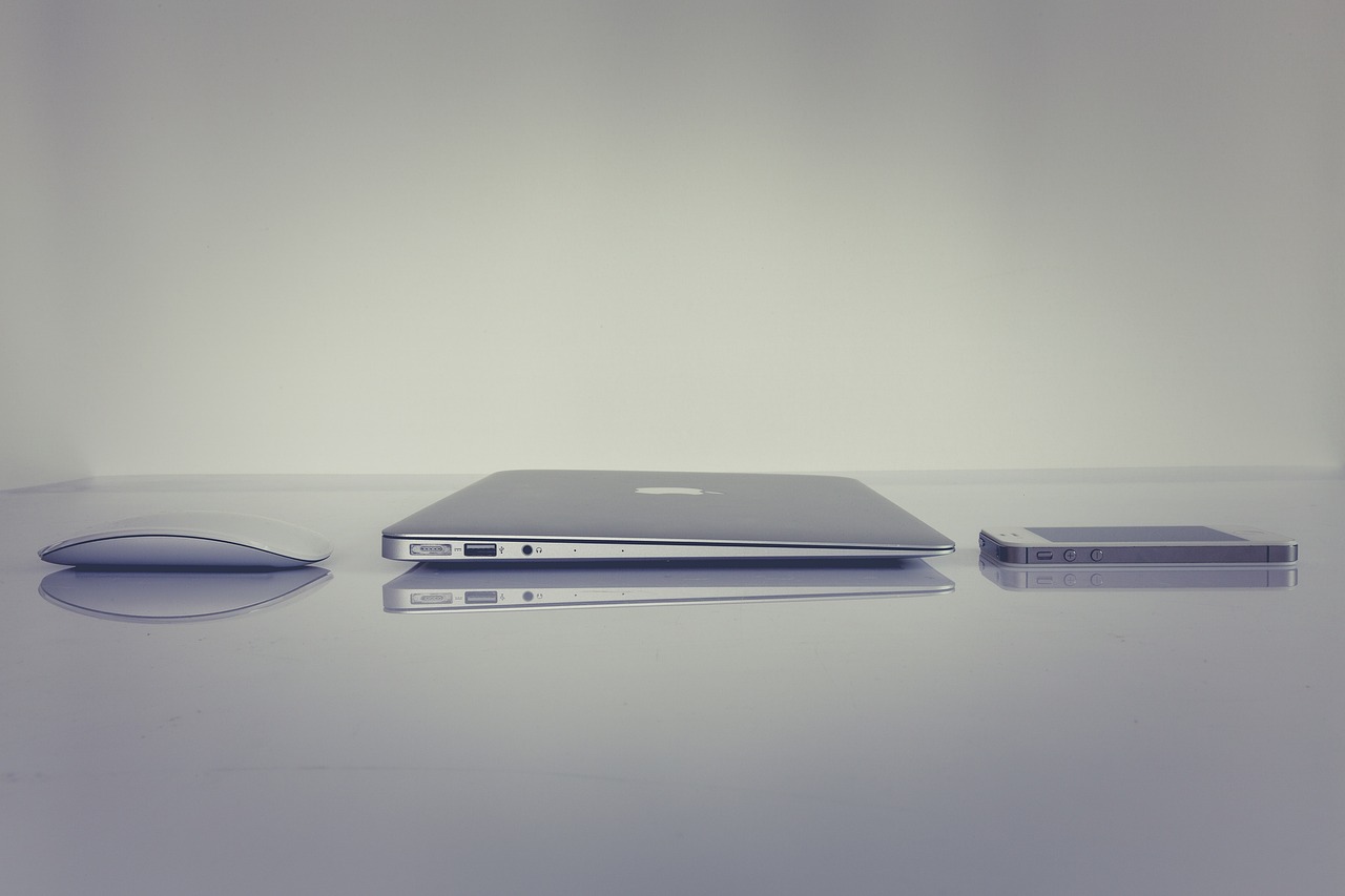 شركة آبل إطلاق تتوقع إطلاق iPhone 5G الجديد منخفض التكلفة قريبا
