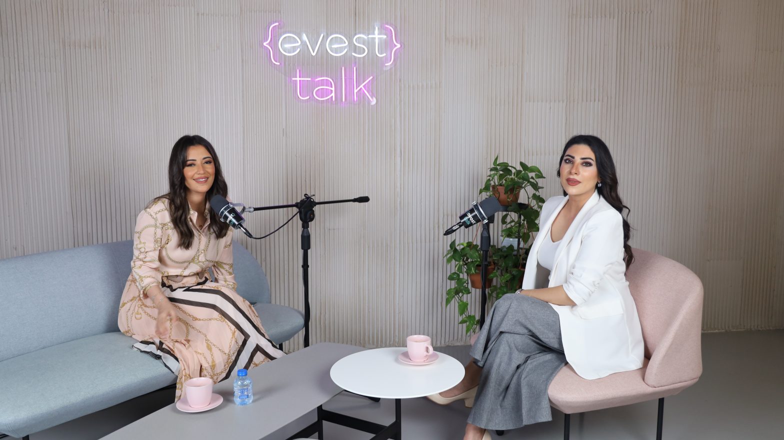 إيفست  Evest Talk بودكاست بحلقته السابعة مع دانة أبو لبن