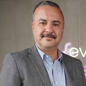 وائل اللبابيدي مؤسس موقع techrawi