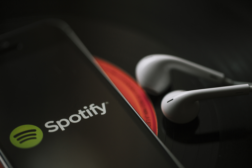 Spotify Revolutionizes Artist Royalties & Click Counts Determine Payouts