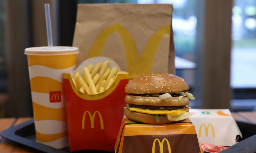 Las acciones de McDonald's caen un 6,7%