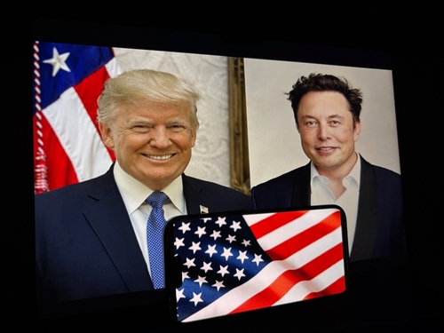 Elon Musk Leads a $97.4 Billion Investment Consortium Bid to Acquire OpenAI
