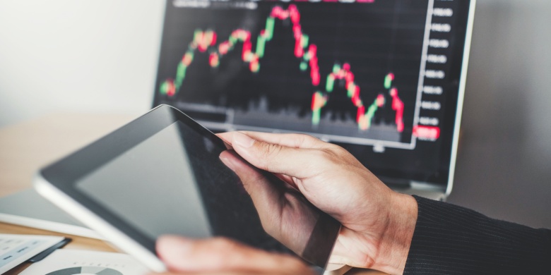 Mercados Globales en Tensión por Datos Débiles y Cautela