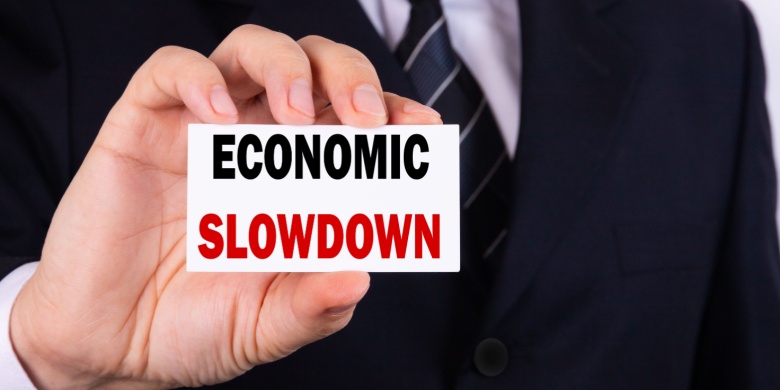 Swiss Economic Slowdown and Rising Electric Vehicle Sales