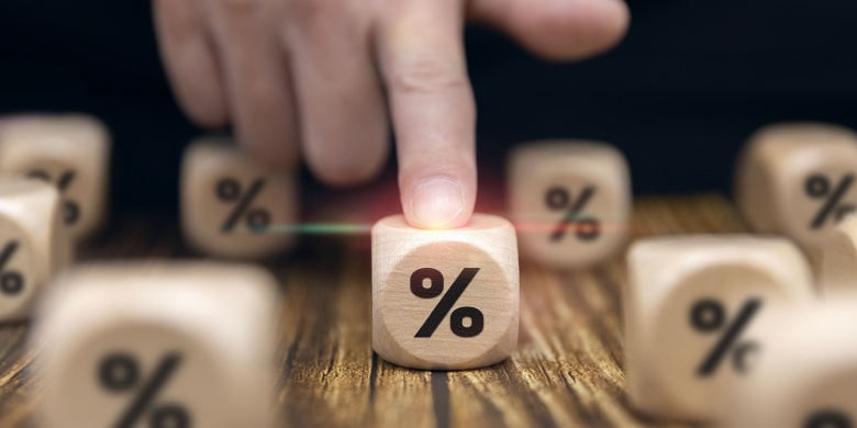 بومان تتوقع خفض الفائدة وسط سوق عمل ضعيف وتضخم مستقر