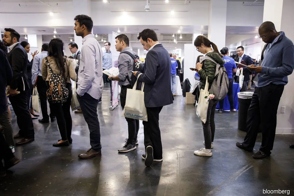 Weak U.S. Job Growth Boosts Expectations of a September Rate Cut