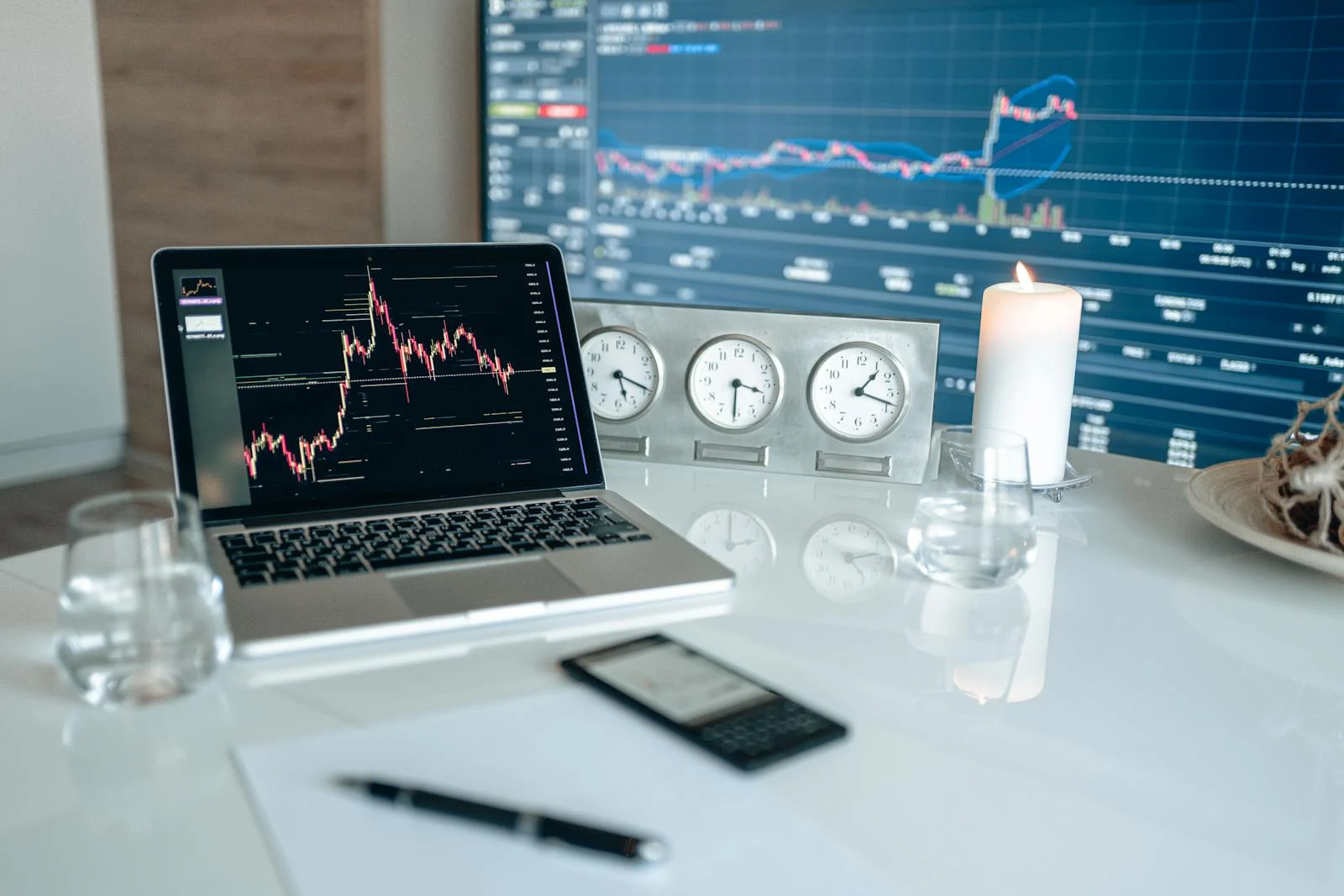 التداول على الأخبار: استراتيجيات ونصائح للمستثمرين